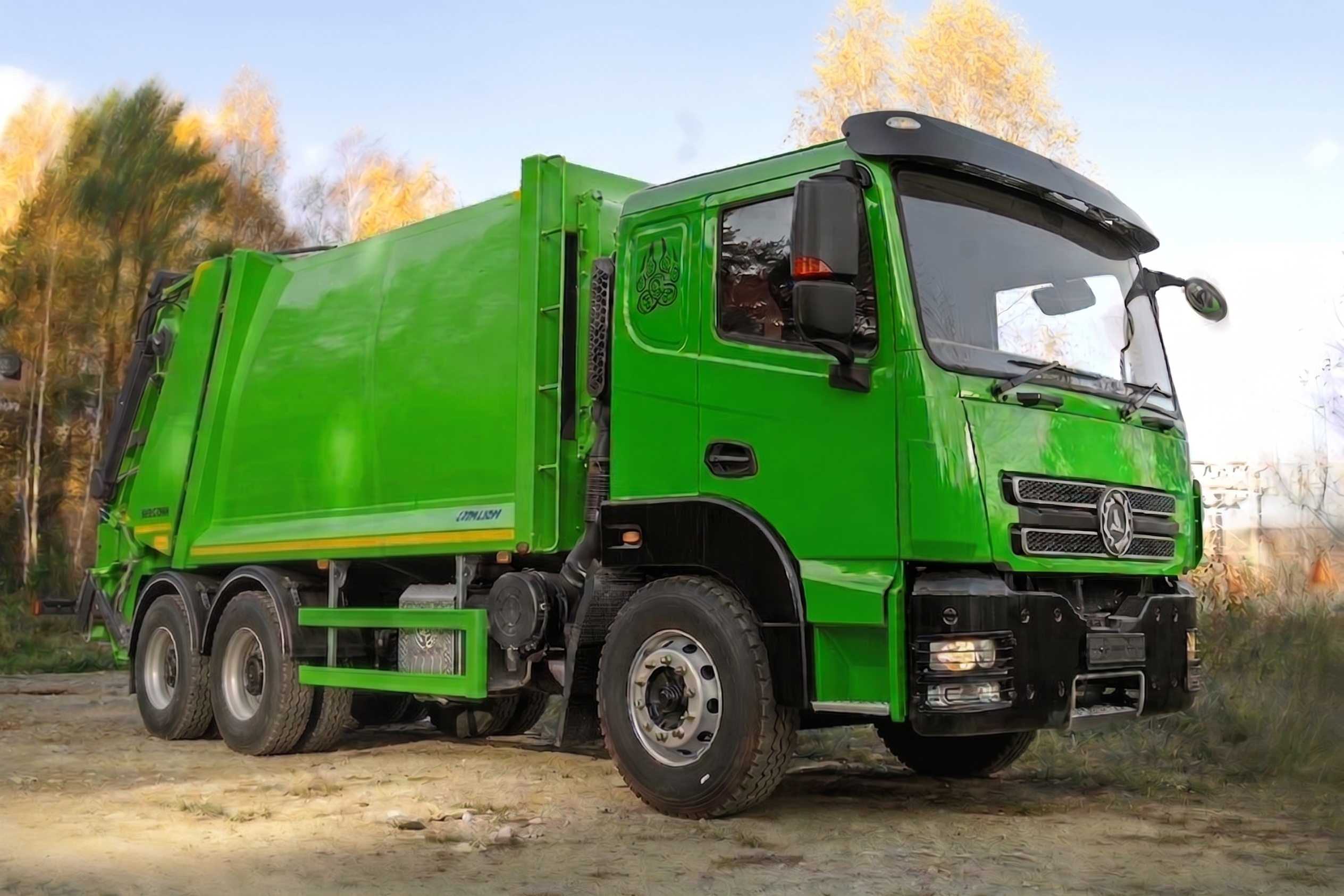 Мусоровоз HIDRO-MAK объем 20 м3 с портальным механизмом на шасси URAMAN URM1962Q00